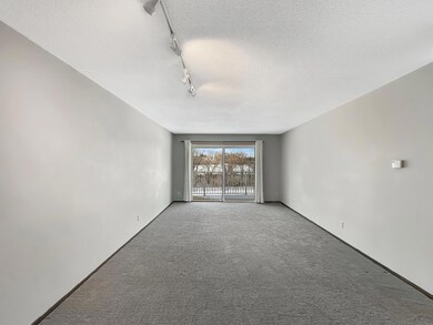 122 Demont Ave E unit 358, Little Canada, MN 55117 - photo 4