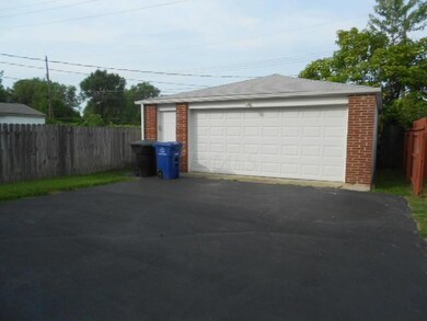 2 Car Garage