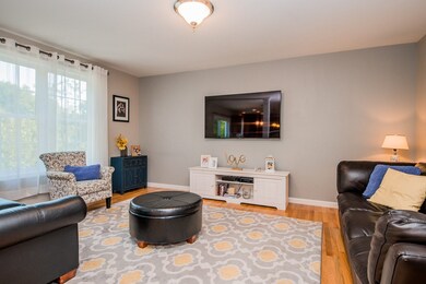 127 Russells Mills Rd, Dartmouth, MA 02748 - photo 2