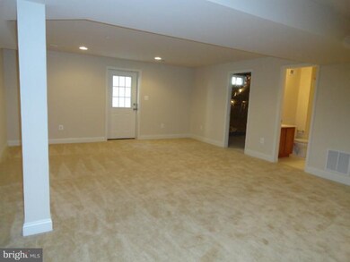 9243 Old Scaggsville Rd, Laurel, MD 20723 - photo 5
