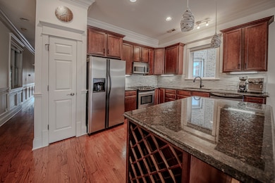 unlisted-address, Chicago, IL 60659 - photo 6