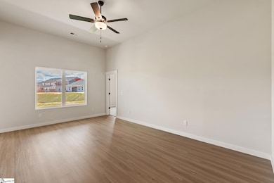 1208 Crested Iris St, Moore, SC 29369 - photo 3