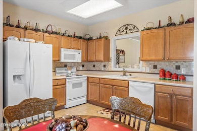05-7830 Thomas Henry Way-05