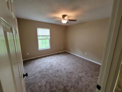 1707 Daytona Ct, Johnson City, TN 37601 - photo 2
