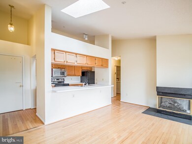 14201 Wolf Creek Place unit 11, Silver Spring, MD 20906 - photo 7