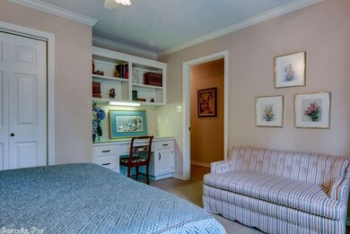 915 Clear Creek Dr, Texarkana, TX 75503 - photo 6