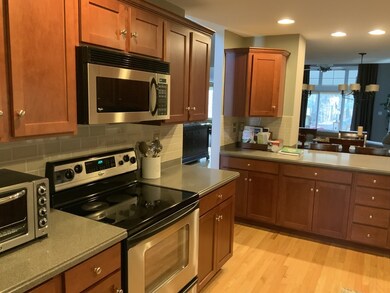 83 Harvest Cir, Holden, MA 01520 - photo 6