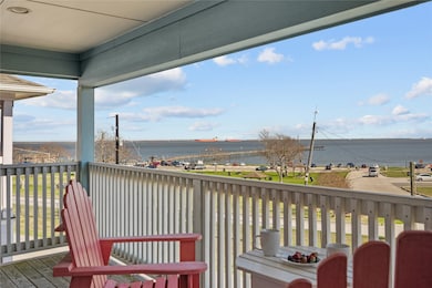 715 Bayshore Dr, La Porte, TX 77571 - photo 2