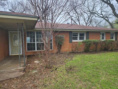 316 Gatrix Ave, Cleburne, TX 76033 - photo 6