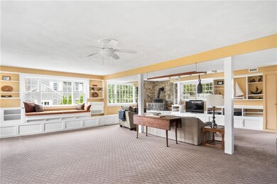 16 Circle Dr, Middletown, RI 02842 - photo 4