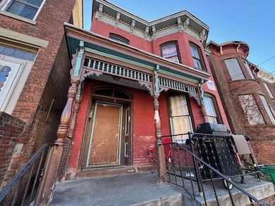 117 Renwick St, Newburgh, NY 12550 - photo 3