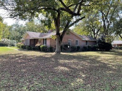 104 Lakeview Dr, Eufaula, AL 36027 - photo 6