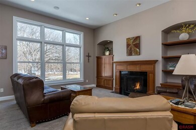 38 Deerwood Ct, North Mankato, MN 56003 - photo 4