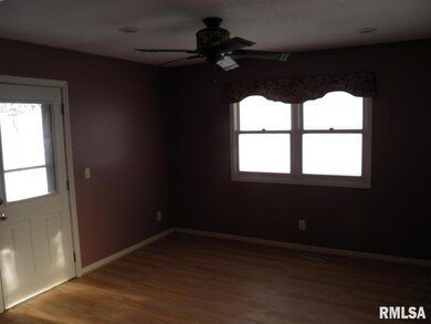 43 Parklane Cir, Bettendorf, IA 52722 - photo 7