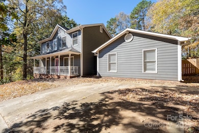 2407 Wildburne Ct, Charlotte, NC 28262 - photo 5