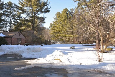 11 Winsor Ln, Johnston, RI 02919 - photo 3