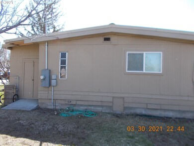 214 E 9th St, Prairie City, OR 97869 - photo 5