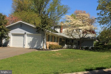 16206 Penn Manor Ln, Bowie, MD 20716 - photo 2