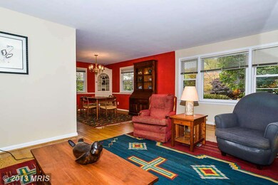 3315 Longwood Dr, Falls Church, VA 22041 - photo 5