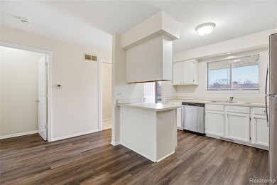 25983 New Forest Ct, Chesterfield, MI 48051 - photo 7