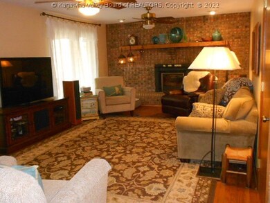 407 Mercury Rd, Charleston, WV 25309 - photo 7