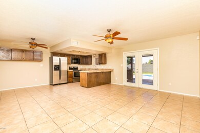 1826 E Harmony Circle-11