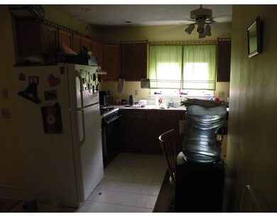 89 Kinsman St, Everett, MA 02149 - photo 3