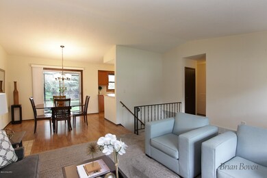 2516 Appleleaf Ct NE, Grand Rapids, MI 49525 - photo 4