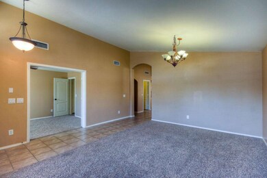 04_Dining Room