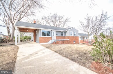 5402 76th Ave, Hyattsville, MD 20784 - photo 2