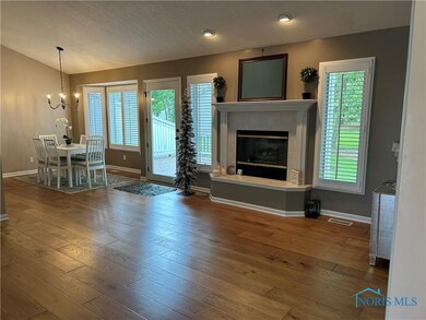 2209 Bonnie Ln unit 9, Findlay, OH 45840 - photo 3