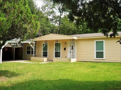 6219 Beekman Rd, Houston, TX 77021 - photo 2