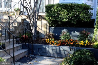 13908 Preacher Chapman Place, Centreville, VA 20121 - photo 3