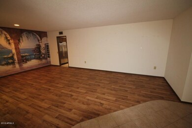 9618 W Wrangler Dr, Sun City, AZ 85373 - photo 5