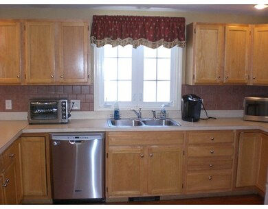17 Mt Pleasant St, Oxford, MA 01540 - photo 4