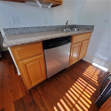 2041 Magazine St unit D, New Orleans, LA 70130 - photo 6