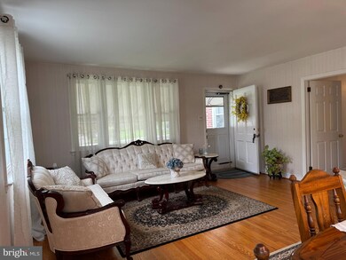 2605 Radcliffe Rd, Broomall, PA 19008 - photo 5