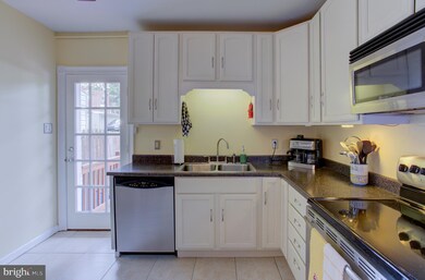 904 Elm Ave, Lancaster, PA 17603 - photo 5