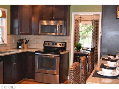 Kitchen - Bar seating for 3 or 4, stainless steel 