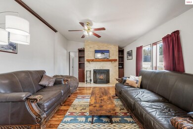 662 Roberson Way, Sandpoint, ID 83864 - photo 4