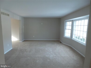 704 Cornwallis Dr, Mount Laurel, NJ 08054 - photo 7