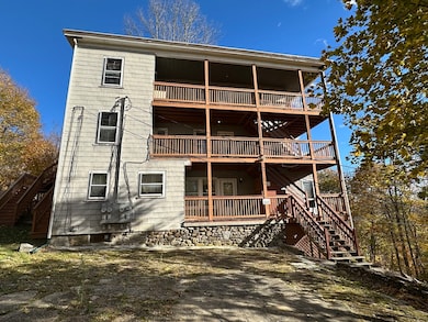 127 Cliff St, Southbridge, MA 01550 - photo 4