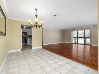 292 Salem St unit 204, Revere, MA 02151 - photo 2