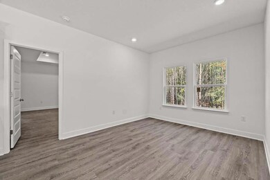 27-web-or-mls-260-perimeter-pl