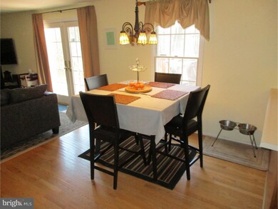 3 Christina Woods Ct, Newark, DE 19702 - photo 2