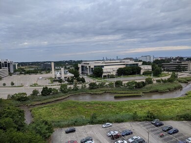 Sagamore Place Condominiums unit 1102, Quincy, MA 02171 - photo 2