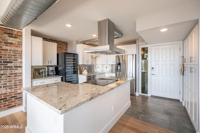 Regency House unit 1502, Phoenix, AZ 85004 - photo 2