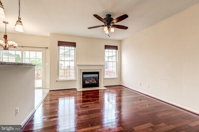 25288 Mcintyre Square, Chantilly, VA 20152 - photo 7