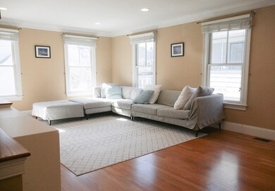 18 Robin St, West Roxbury, MA 02132 - photo 7