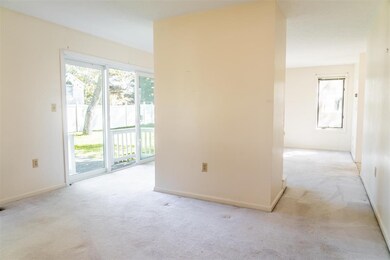 11 Briley Place unit 6, Nashua, NH 03063 - photo 6